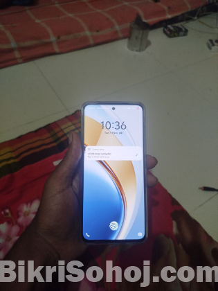 Vivo v40 lite